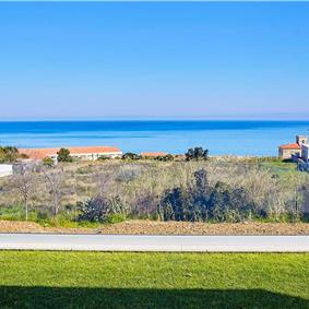 3 bedroom villa with pool & sea views, Alcamo Marina, sleeps 6-7